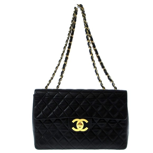 CHANEL Handbags - CHANEL Matelasse Shoulder Bag